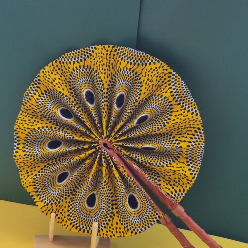 Éventail (jaune œil de paon)